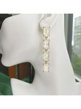 Long White Opal Crystal chandelier earrings in gold tone 🆕